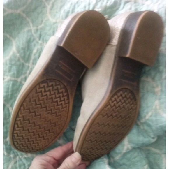 Women's Size 7 TOMS Tan Suede/Glimmer Glitter Ankle Boot Bootie Shoe Read - Picture 5 of 10